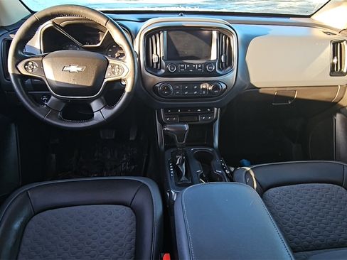 Used 2018 Chevrolet Colorado Z71 w/ Centennial Edition image 8