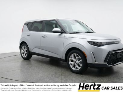 Used 2025 Kia Soul LX w/ LX Technology Package