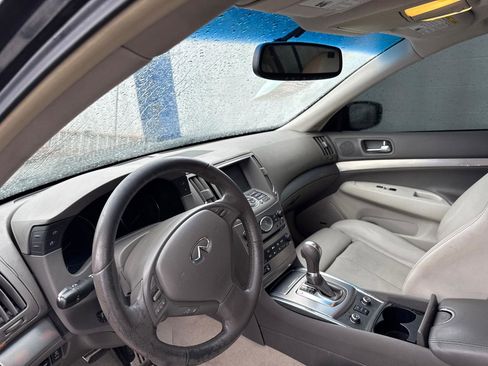 Used 2011 INFINITI G37 x Sedan w/ Premium Pkg image 6