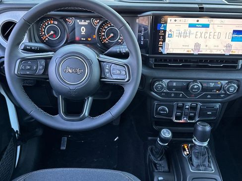 New 2026 Jeep Gladiator Sport image 11