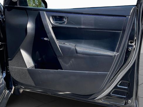 Used 2019 Toyota Corolla SE image 22