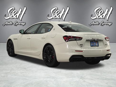 Used 2021 Maserati Ghibli S Q4 AWD/4WD image 20