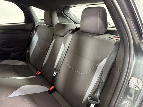 Used 2016 Ford Focus ST FWD image 19
