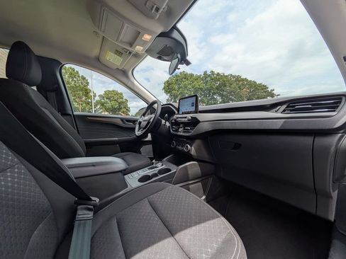 Used 2025 Ford Escape Active AWD/4WD image 31
