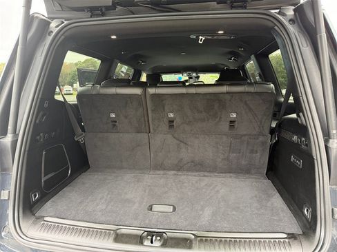 Used 2024 Jeep Wagoneer Series II w/ Flexible Seating Group image 31