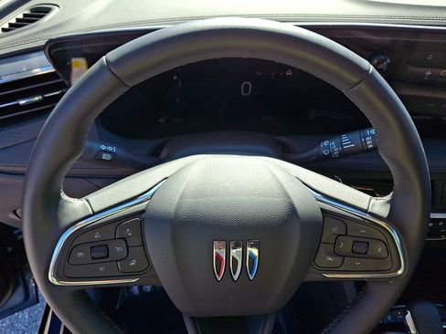 Used 2025 Buick Encore GX Sport Touring w/ Comfort Package image 18