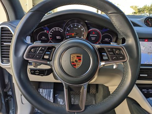 Certified 2019 Porsche Cayenne image 29