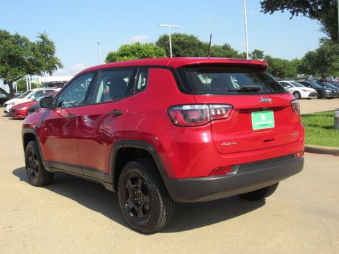Used 2018 Jeep Compass Sport image 9