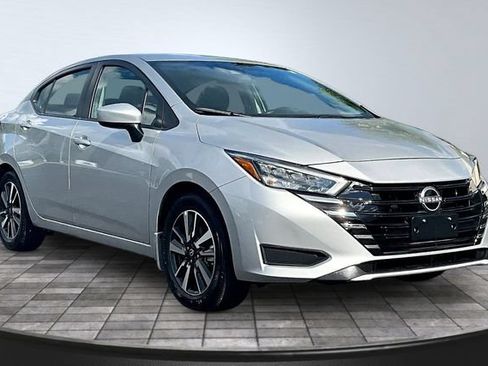 Used 2025 Nissan Versa SV w/ Trunk Package FWD image 3