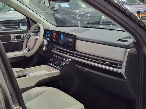 Used 2025 Hyundai Santa Fe SEL image 30