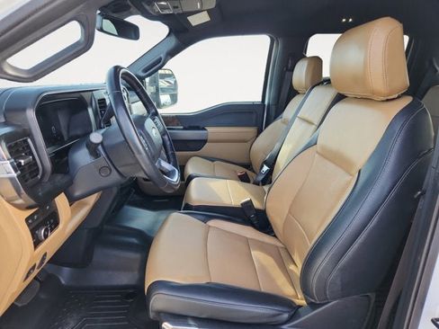 Used 2024 Ford F350 Lariat w/ Camper Package image 9