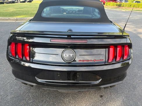 Used 2019 Ford Mustang GT Premium w/ Equipment Group 401A RWD image 6