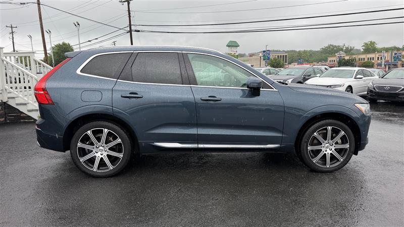 Used 2019 Volvo XC60 T6 Inscription w/ Protection Package AWD/4WD image 7