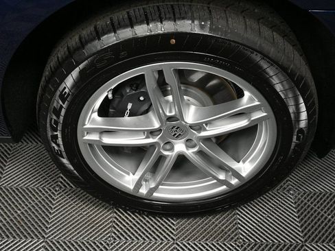Certified 2026 Porsche Macan AWD/4WD image 39