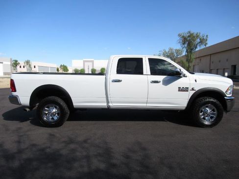 Used 2018 RAM 2500 Tradesman w/ Chrome Appearance Group AWD/4WD image 5