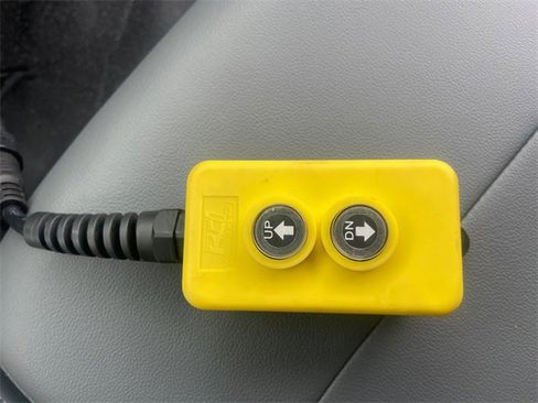 Used 2024 Ford F350 XL w/ XL Chrome Package image 22