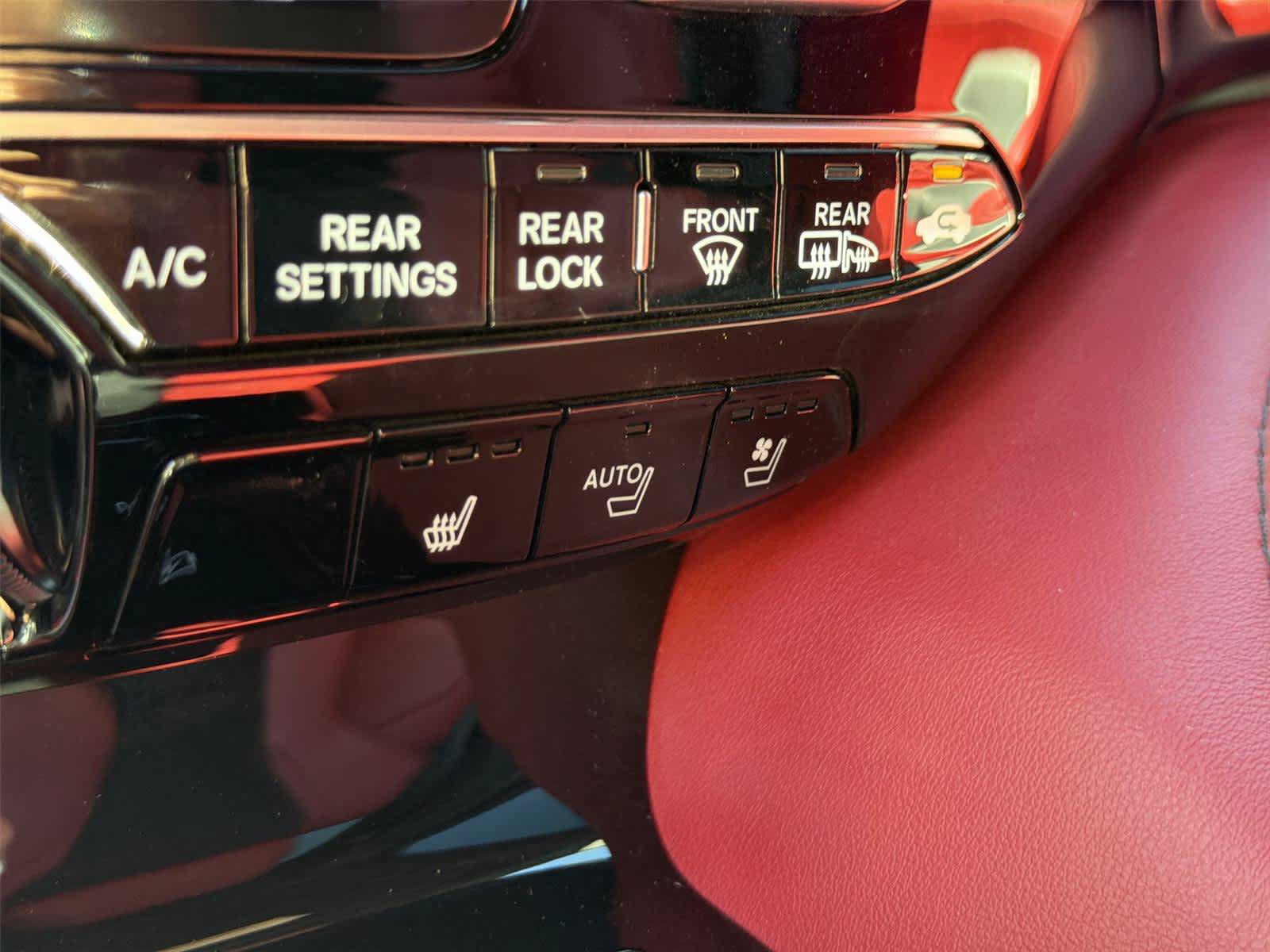 Certified 2025 Acura MDX A-Spec AWD/4WD image 36