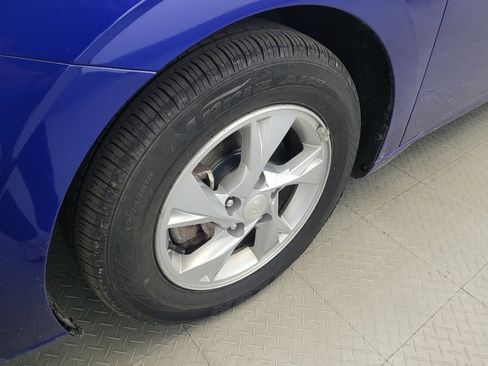 Used 2021 Hyundai Elantra SE FWD image 31
