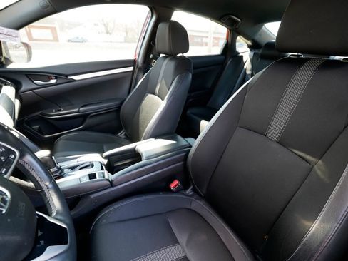 Used 2021 Honda Civic Sport image 28