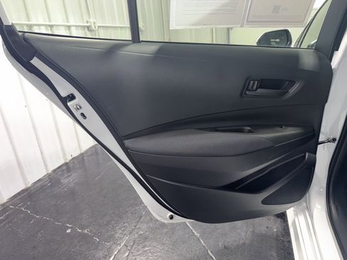 Used 2023 Toyota Corolla LE w/ LE Convenience Package image 15