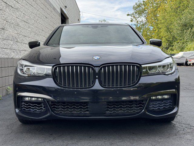 Used 2017 BMW 740i RWD image 10