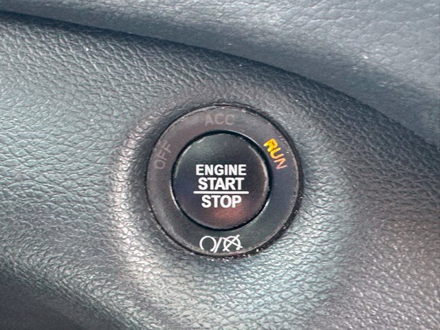 Used 2019 Jeep Cherokee Limited w/ Luxury Group AWD/4WD image 19