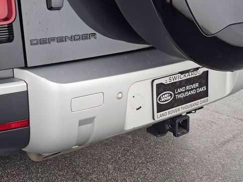 Used 2023 Land Rover Defender 130 S image 14