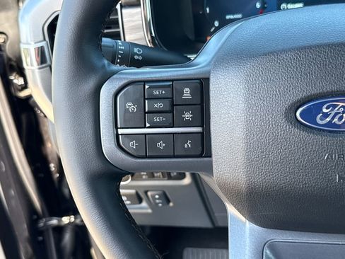 Used 2025 Ford F150 Lariat w/ Equipment Group 501A Mid image 15