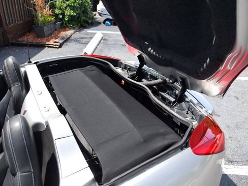 Used 2007 Pontiac Solstice Convertible w/ Premium Package RWD image 20