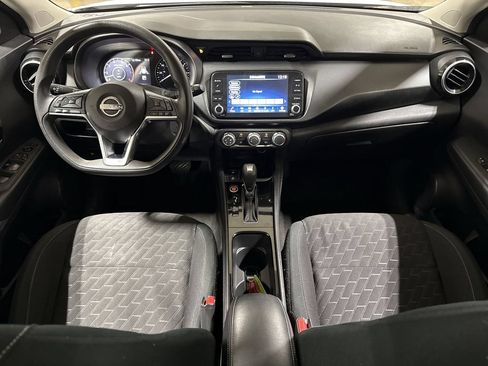Used 2024 Nissan Kicks SV FWD image 10