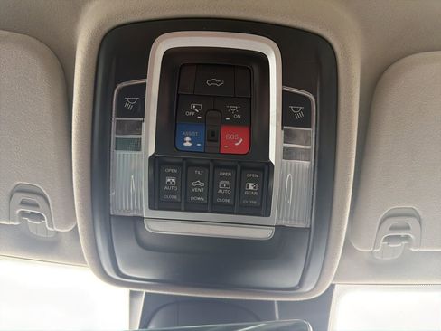 Used 2024 RAM 1500 Limited AWD/4WD image 30