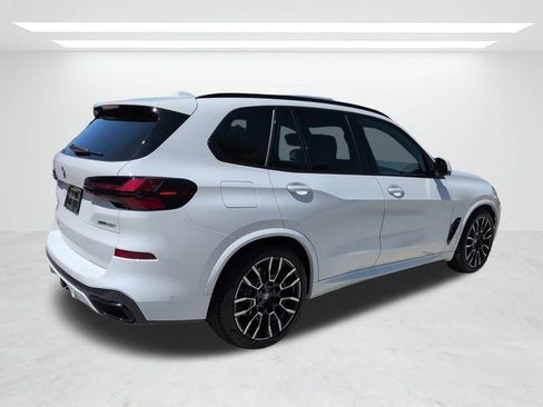 New 2026 BMW X5 xDrive40i w/ M Sport Package AWD/4WD image 4