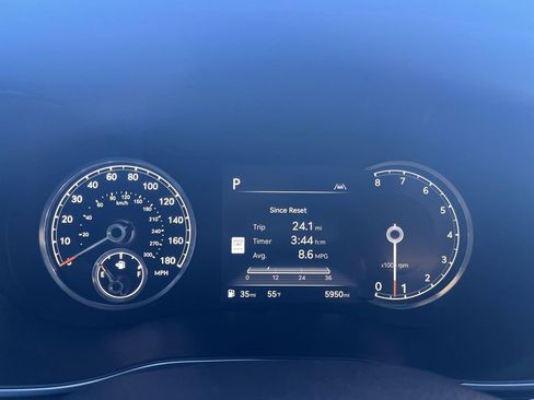 Used 2025 Genesis G70 3.3T Advanced w/ Sport Prestige Package RWD image 10