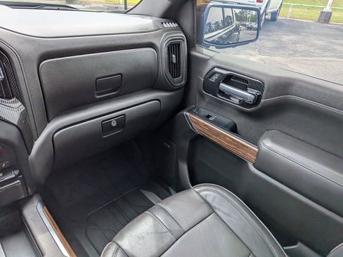 Used 2020 Chevrolet Silverado 1500 High Country w/ Technology Package AWD/4WD image 18