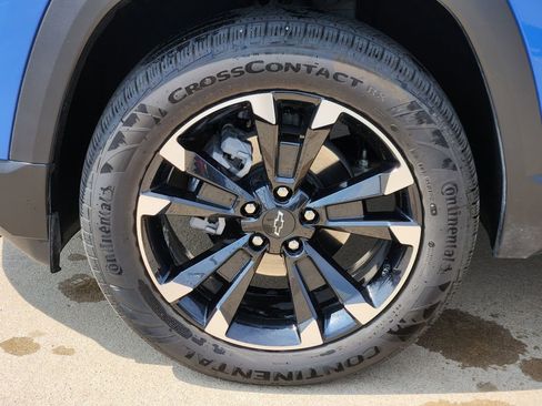 Used 2025 Chevrolet Equinox RS image 16