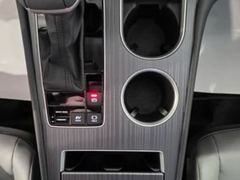 New 2026 Toyota Sienna XLE image 22