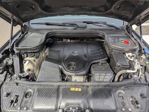 Used 2021 Mercedes-Benz GLS 450 4MATIC image 57
