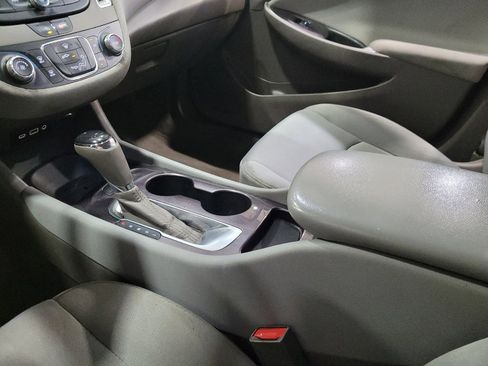 Used 2020 Chevrolet Malibu LS w/ LPO, Convenience Package 1 FWD image 26