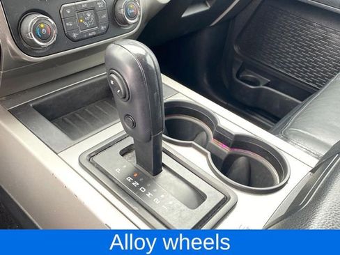 Used 2015 Ford Expedition EL XLT w/ Equipment Group 202A image 13