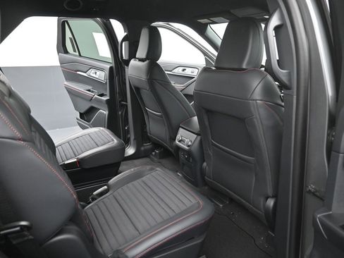 New 2026 Ford Explorer ST-Line w/ ST-Line Street Pack image 14