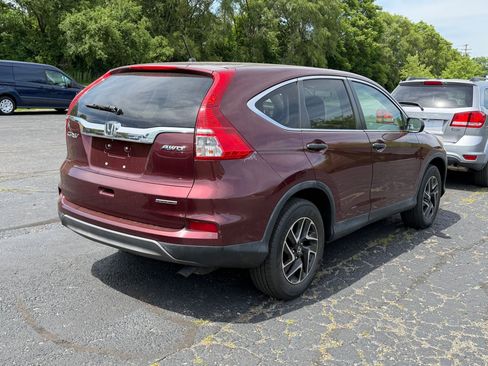 Used 2016 Honda CR-V SE image 7