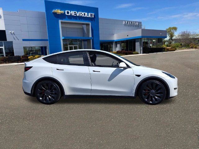 Used 2022 Tesla Model Y Performance AWD/4WD image 25