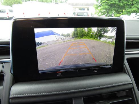 Used 2022 GMC Yukon XL SLE AWD/4WD image 13