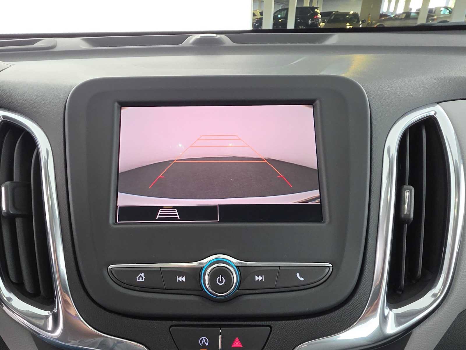 Used 2023 Chevrolet Equinox LS FWD image 27