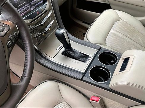 Used 2014 Lincoln MKX FWD w/ Equipment Group 102A image 15