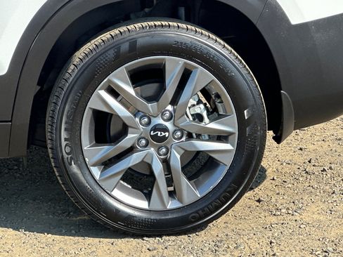 Used 2022 Kia Seltos S AWD/4WD image 26
