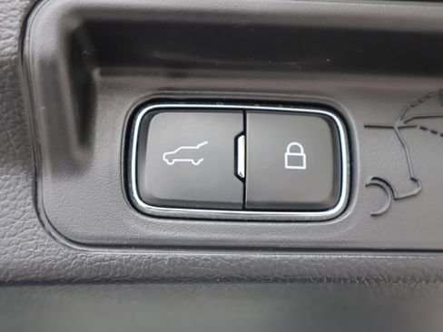 Used 2025 Ford Explorer ST AWD/4WD image 17