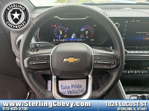 Used 2024 Chevrolet Colorado LT w/ LT Convenience Package AWD/4WD image 16