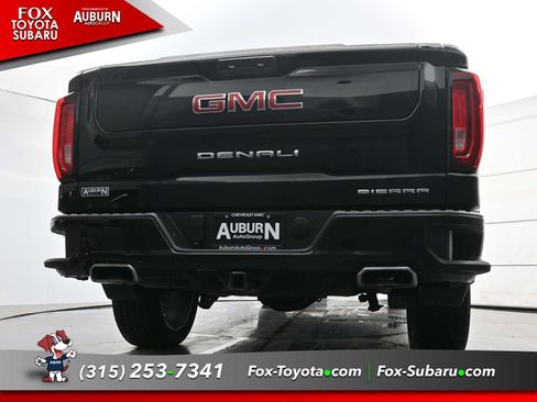 Used 2023 GMC Sierra 1500 Denali w/ Denali Reserve Package AWD/4WD image 17