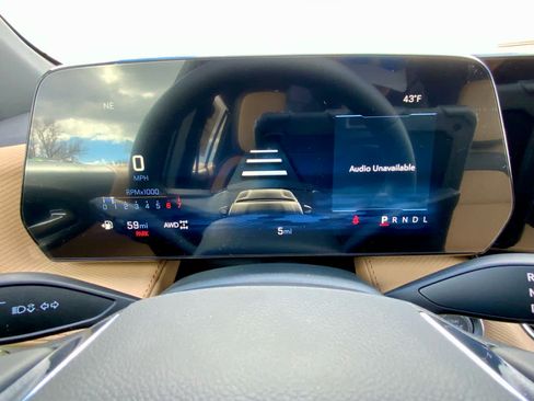 New 2026 Chevrolet Equinox ACTIV AWD/4WD image 41
